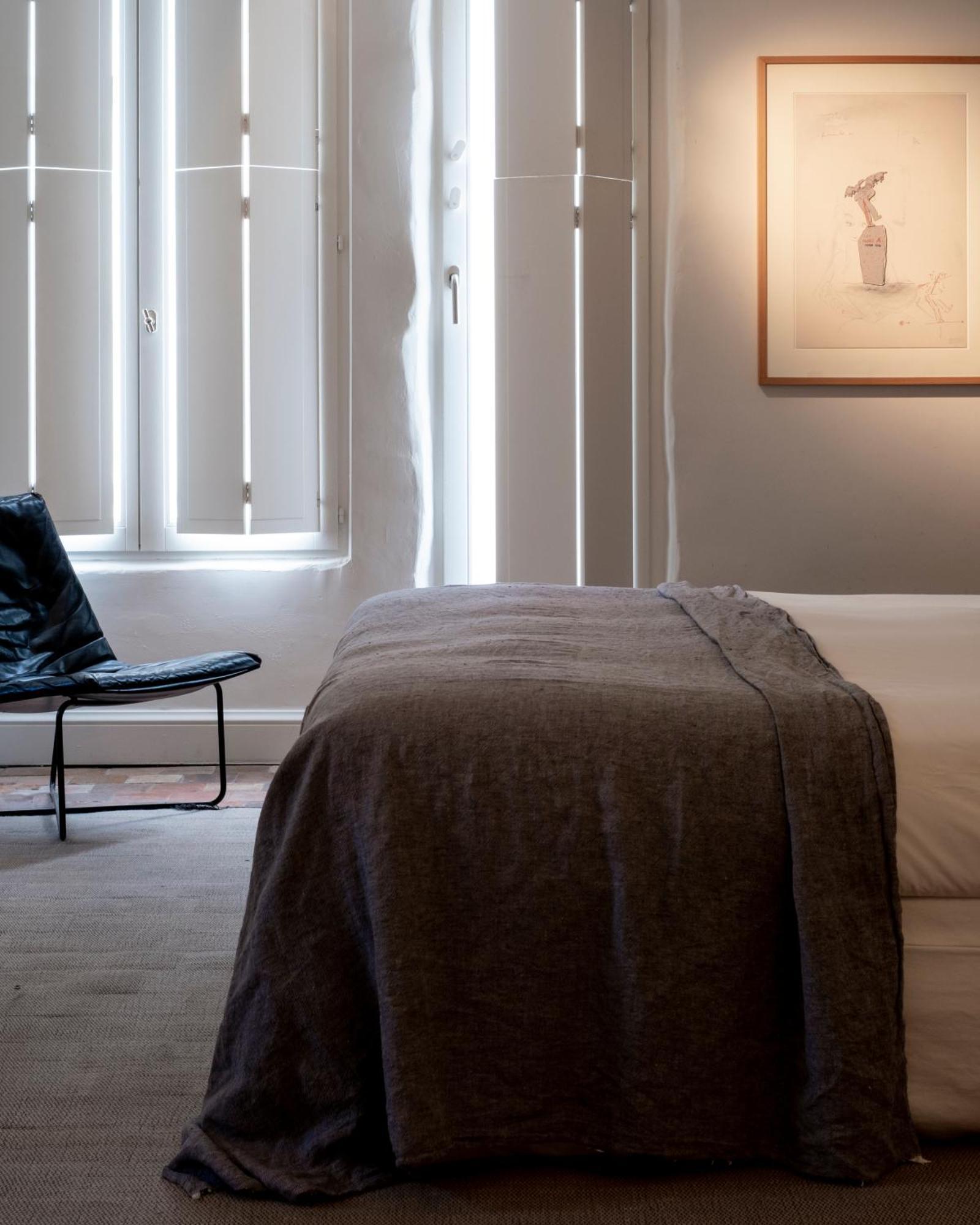 Deluxe Room,1705584895:JPEG